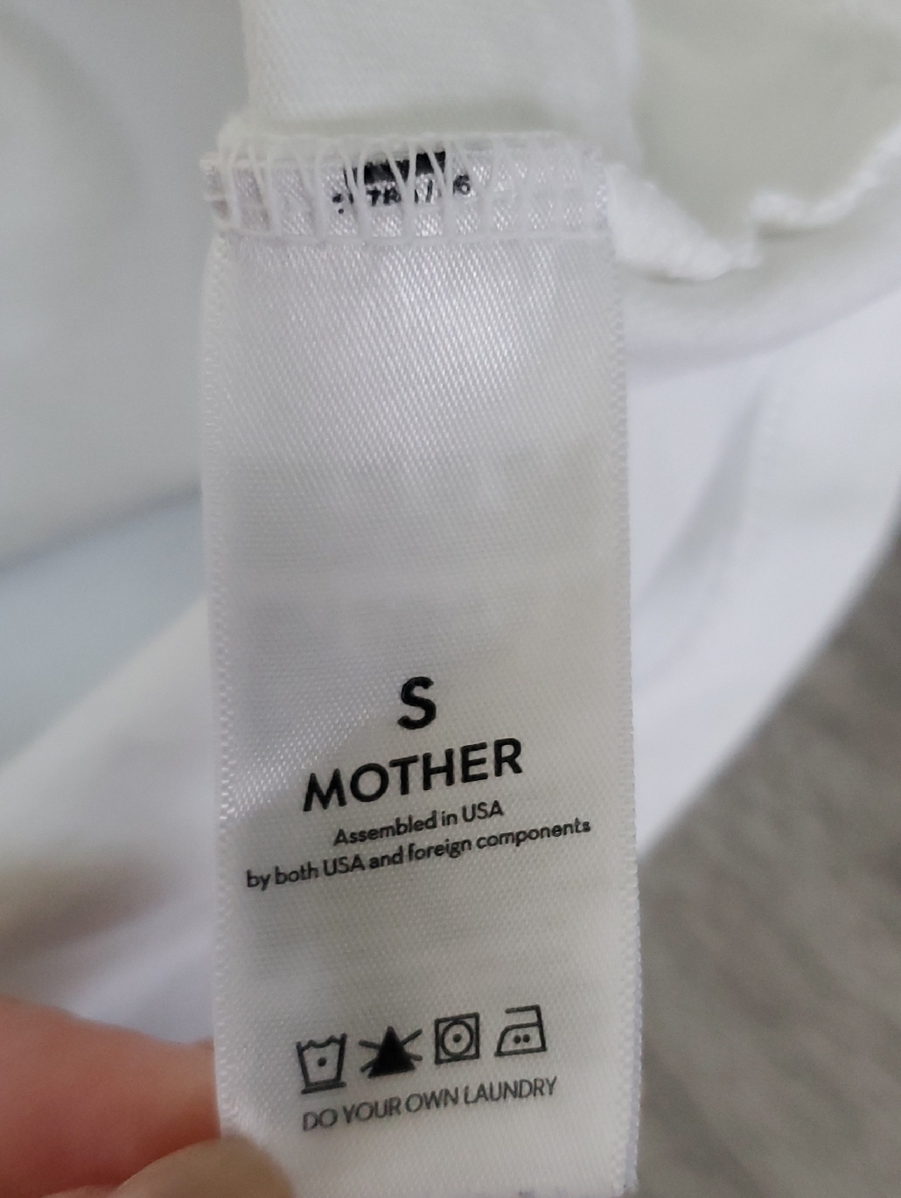 MOTHER Size S White Keep On Rolling Pocket Tee - Picture 7 of 10